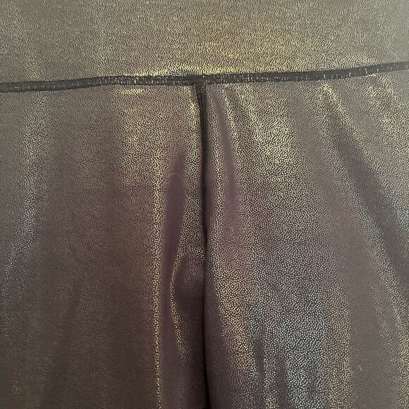 Aerie Off-line Purple Leggings with Wide Waistband - Picture 5 of 8